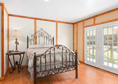 Suite 7 | Coyote Station Roundtop Texas