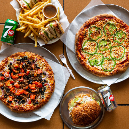 Reba's Deli and Pizzera | Round Top Hotel Reba's Deli and Pizzera | Round Top Hotel